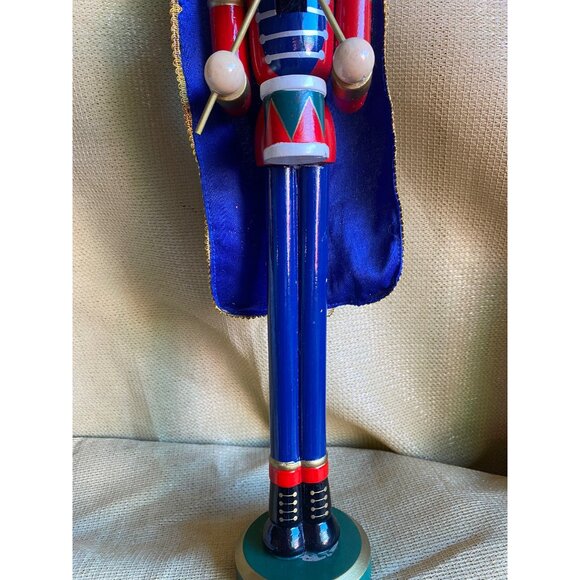 Nutcracker Wooden Soldier Christmas Decor Nut cracker 19" - Picture 2 of 6